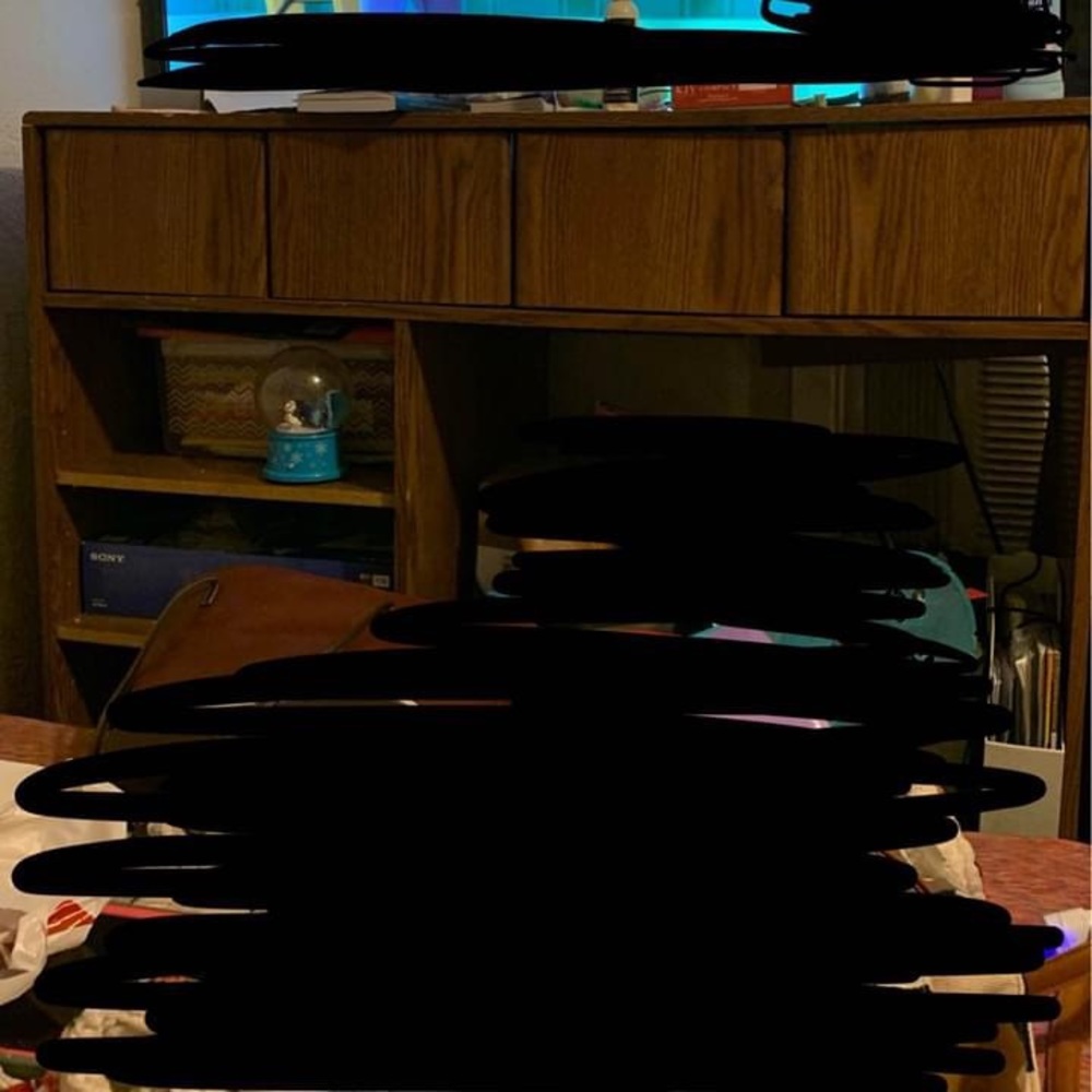 Entertainment system - Picture 2 of 2